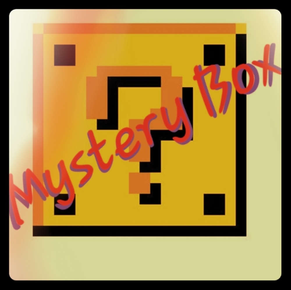 College clothes 5 item mystery box!